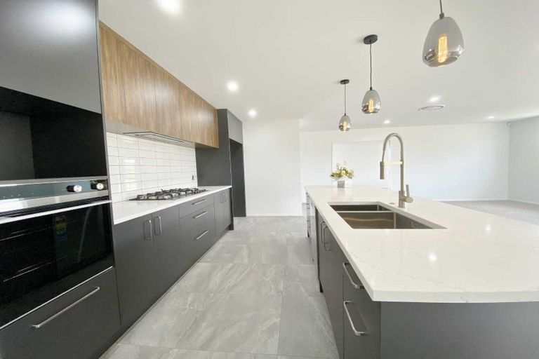 Photo of property in 72 Finn Avenue, Rolleston, 7615