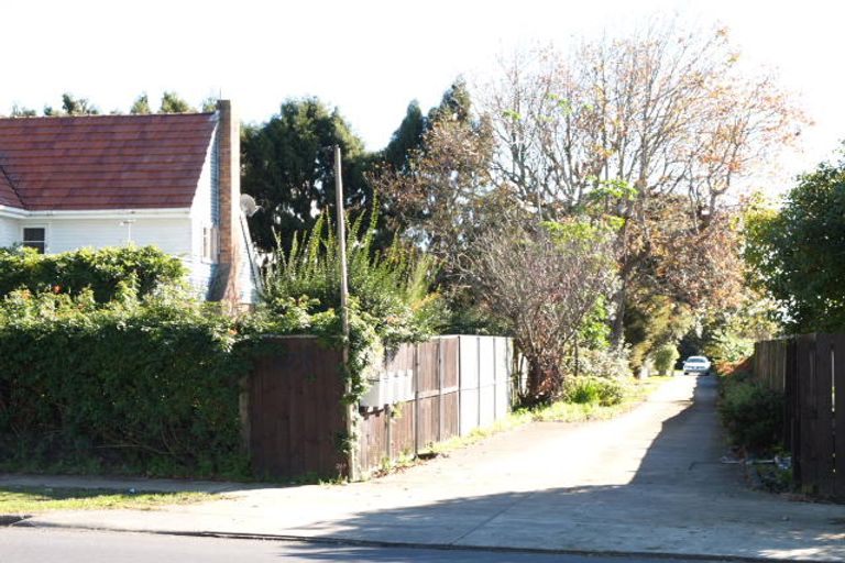 Photo of property in 387m Massey Road, Mangere East, Auckland, 2024