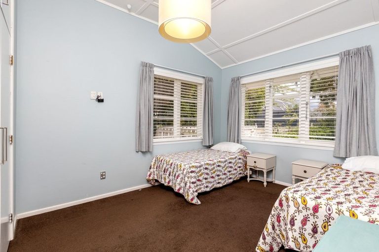 Photo of property in 48 Jellicoe Street, Greytown, 5712