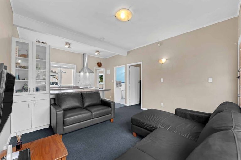 Photo of property in 29 Kelvin Road, Papakura, 2110