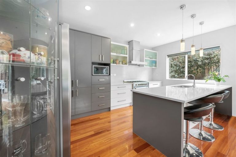 Photo of property in 10 Lucca Crescent, Flat Bush, Auckland, 2019