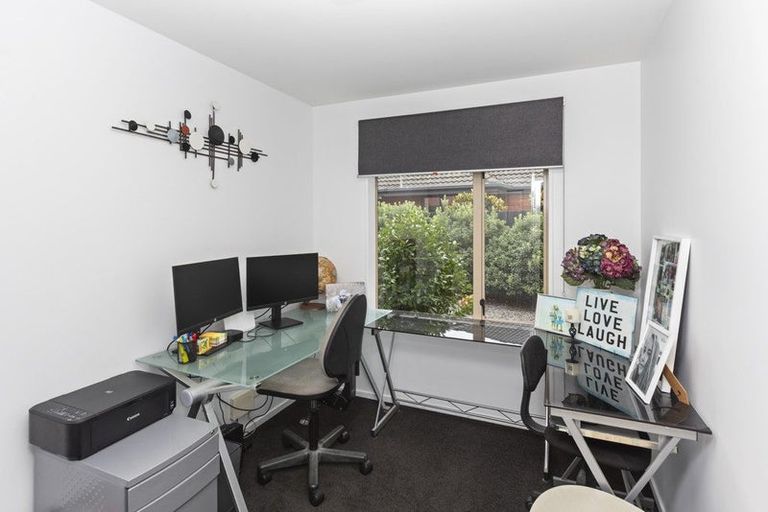 Photo of property in 65 Woodhurst Drive, Casebrook, Christchurch, 8051