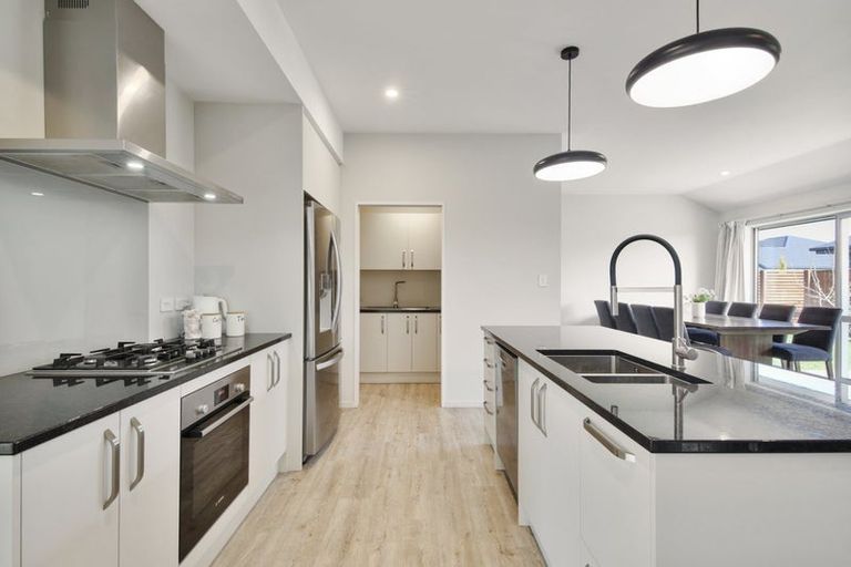 Photo of property in 6 Fox Lane, Rolleston, 7615