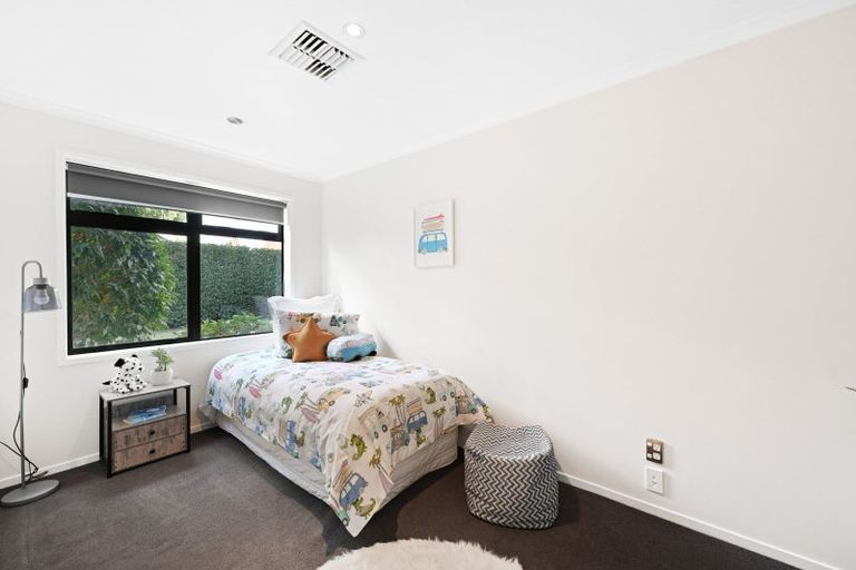 Photo of property in 16 Hampshire Court, Flagstaff, Hamilton, 3210