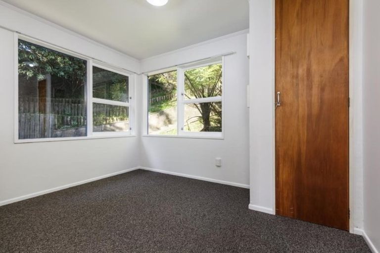 Photo of property in 7 Silverbirch Grove, Churton Park, Wellington, 6037