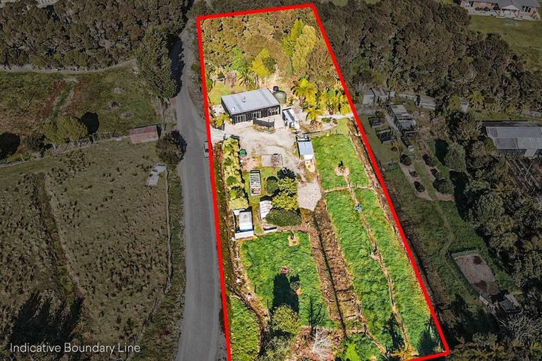 Photo of property in 236 Alma Road, Westport, 7892