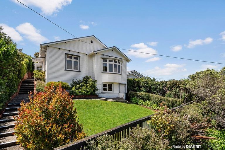 Photo of property in 22 Pembroke Road, Northland, Wellington, 6012