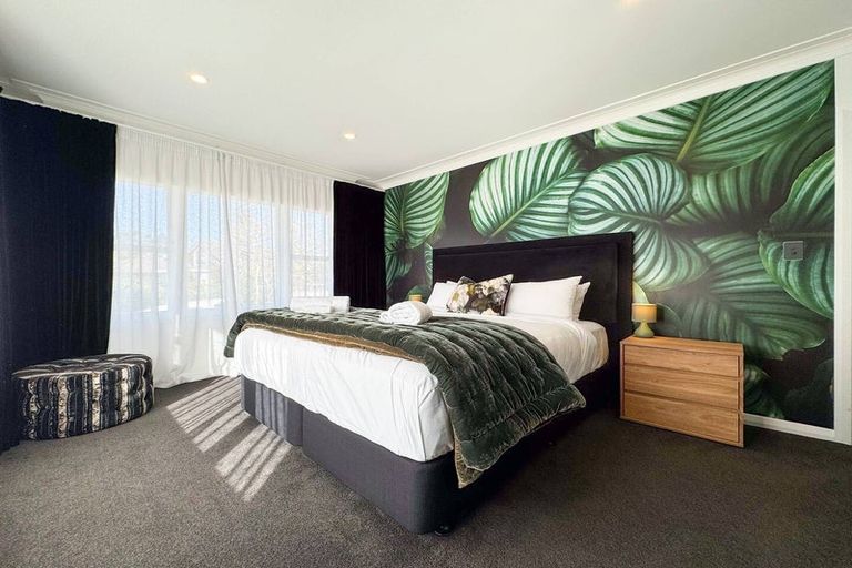 Photo of property in 36 Renata Crescent, Te Atatu Peninsula, Auckland, 0610