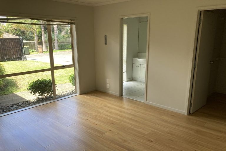 Photo of property in 101 Kitchener Road, Pukekohe, 2120