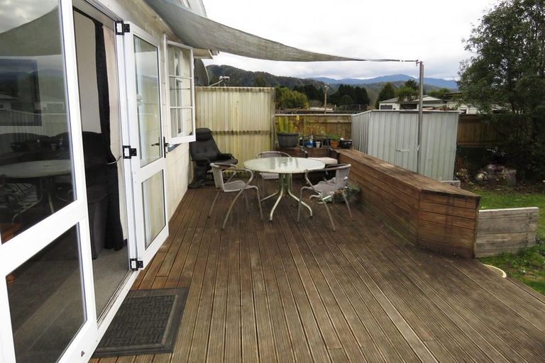 Photo of property in 10 Conlon Street, Reefton, 7830