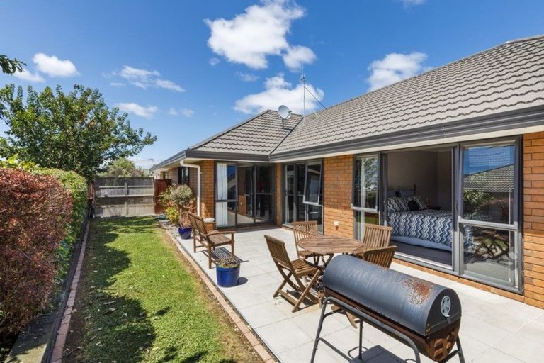 Photo of property in 45 Peter Hall Drive, Kelvin Grove, Palmerston North, 4414