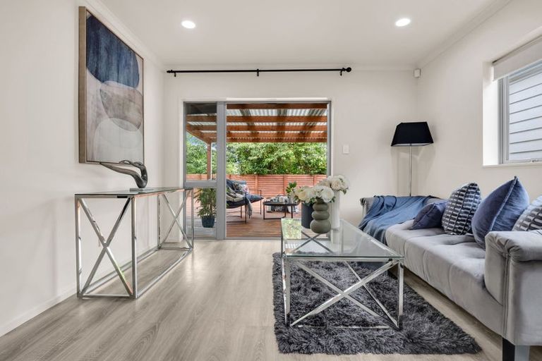 Photo of property in 10 Tribute Loop, Takanini, 2112