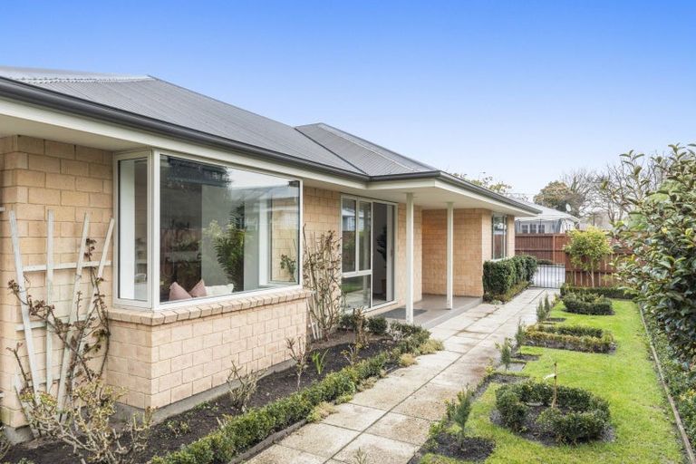 Photo of property in 109 Opawa Road, Opawa, Christchurch, 8023