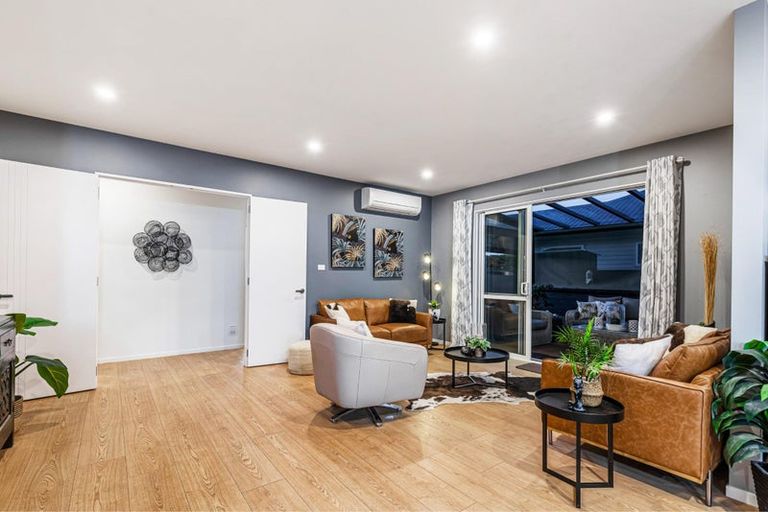 Photo of property in 17 Floyd Road, Riverhead, 0820