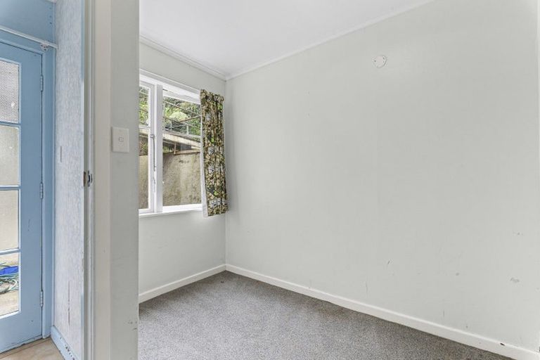 Photo of property in 55 Carrington Street, Lower Vogeltown, New Plymouth, 4310