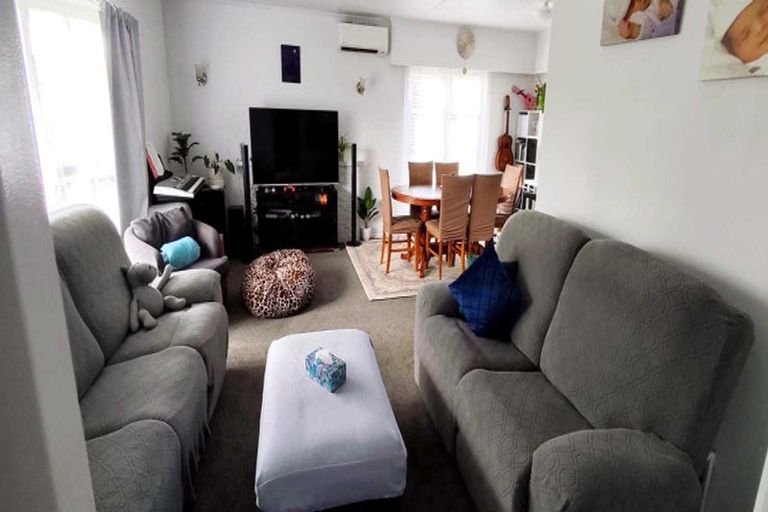 Photo of property in 180 Milson Line, Milson, Palmerston North, 4414
