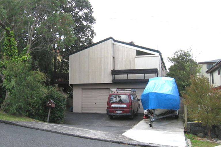 Photo of property in 58a Parr Terrace, Castor Bay, Auckland, 0620