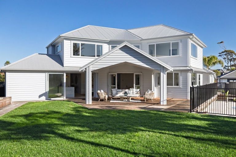 Photo of property in 16 Seychelles Drive, Papamoa Beach, Papamoa, 3118