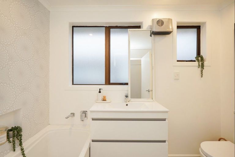 Photo of property in 86 Edinburgh Crescent, Waikiwi, Invercargill, 9810