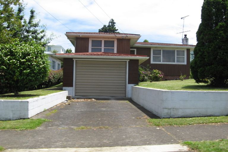 Photo of property in 28 Mountain Road, Mangere Bridge, Auckland, 2022