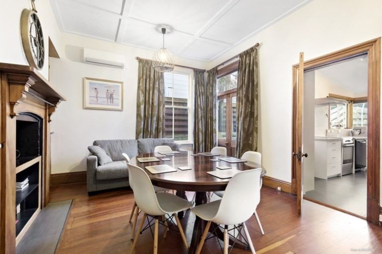 Photo of property in 77 Wright Street, Mount Cook, Wellington, 6021