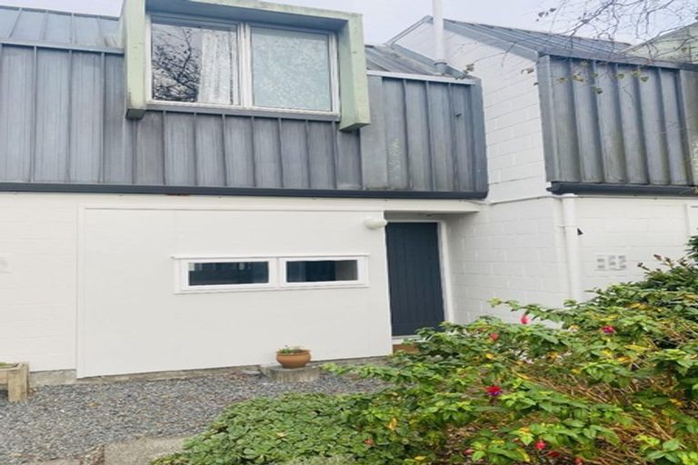 Photo of property in Paddington Apartments, 15u9 Mckinley Crescent, Brooklyn, Wellington, 6021