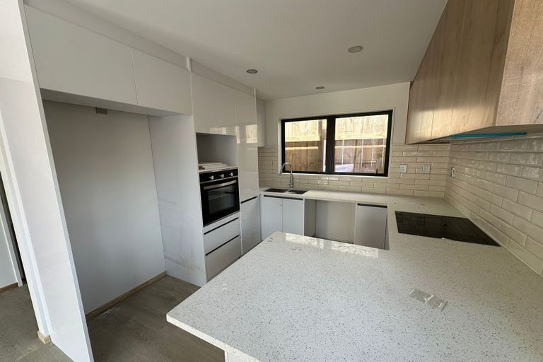 Photo of property in 164 Mahia Road, Wattle Downs, Auckland, 2103