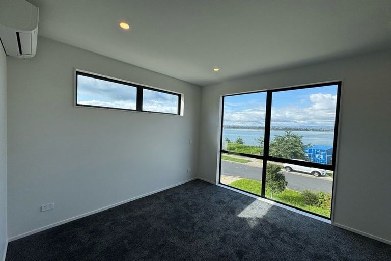 Photo of property in 107 Limestone Drive, Hobsonville, Auckland, 0616