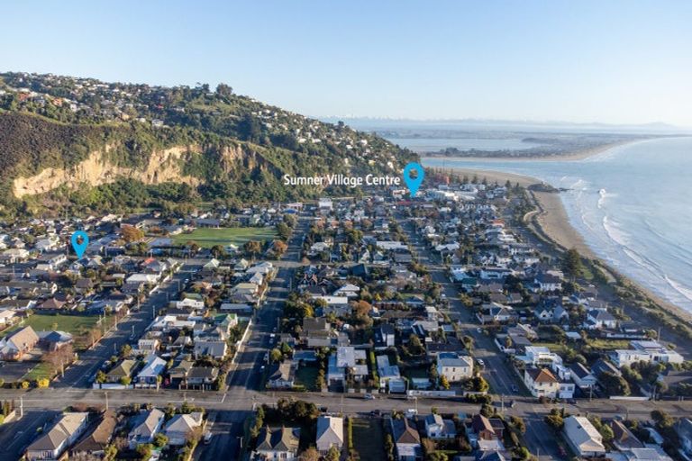 Photo of property in 31 Hardwicke Street, Sumner, Christchurch, 8081