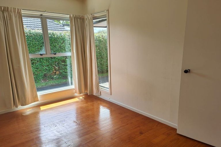 Photo of property in 38 Durham Street, Te Atatu Peninsula, Auckland, 0610