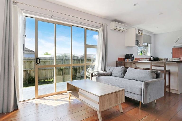 Photo of property in 87 Massey Street, Frankton, Hamilton, 3204