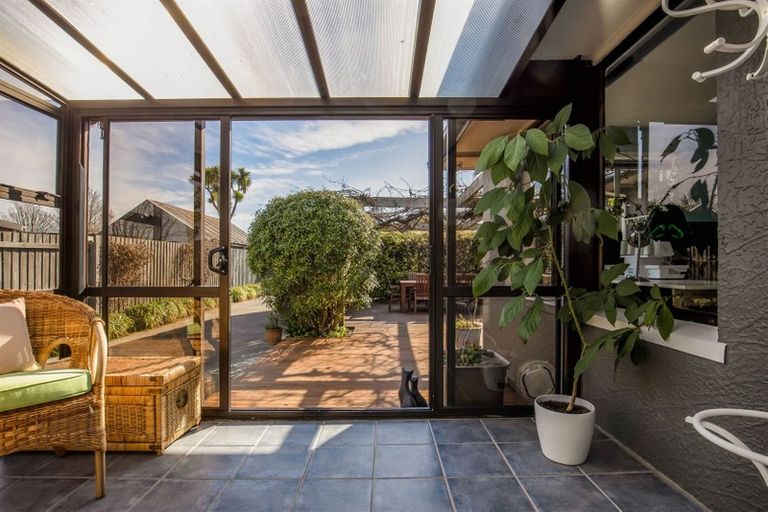 Photo of property in 35 Evesham Crescent, Spreydon, Christchurch, 8024