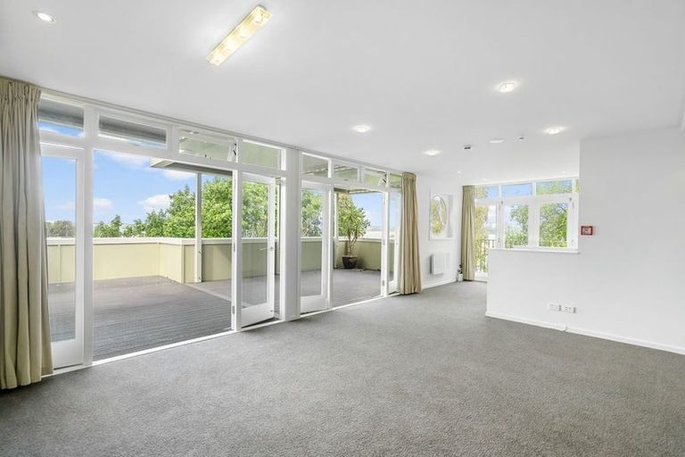 Photo of property in 1/39 Clarence Street, Devonport, Auckland, 0624