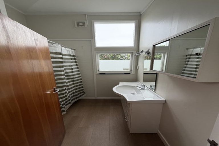 Photo of property in 3/106 Mill Road, Otaki, 5512
