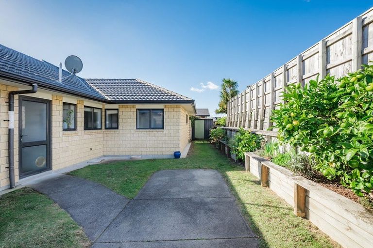 Photo of property in 153 Milne Drive, Paraparaumu, 5032