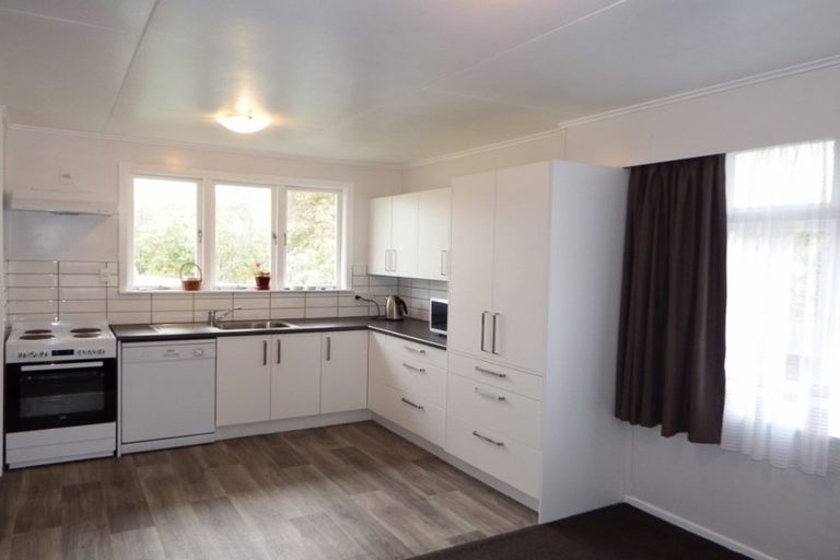 Photo of property in 1 Oaklea Avenue, Marton, 4710