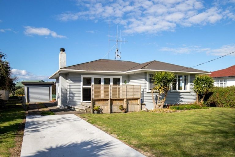 Photo of property in 78 Pipiroa Road, Ngatea, 3503