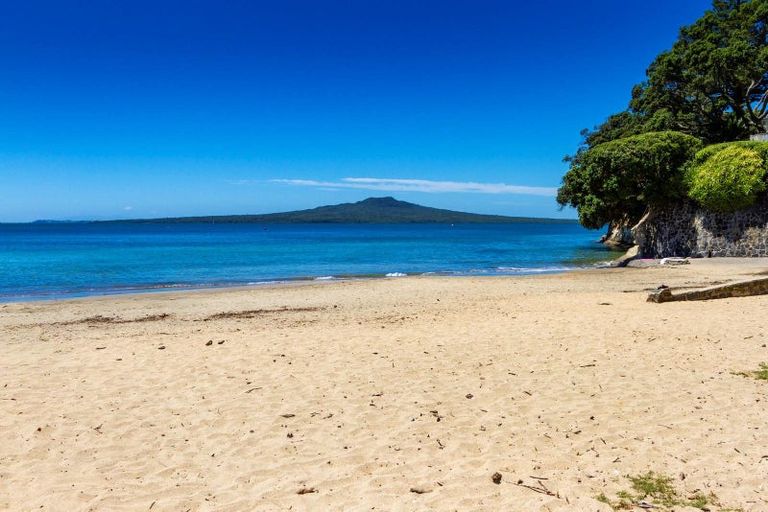 Photo of property in 7 Rarere Road, Hauraki, Auckland, 0622
