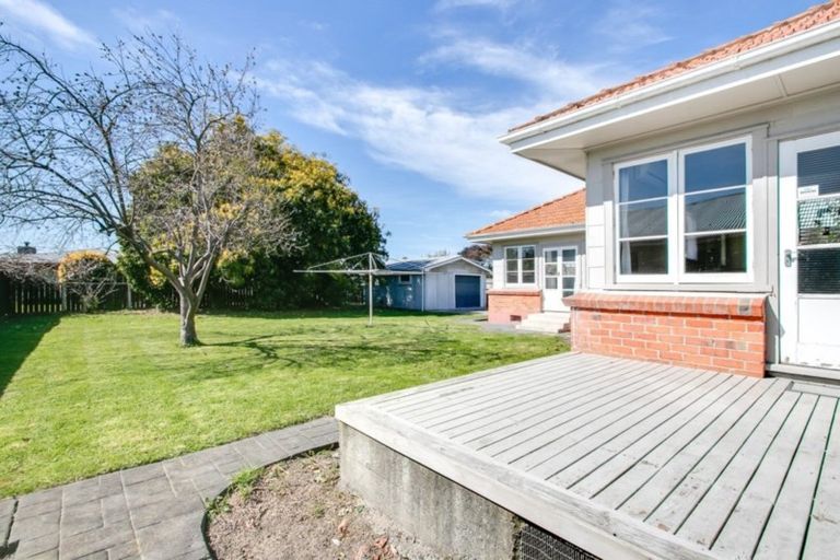 Photo of property in 100 Guppy Road, Taradale, Napier, 4112