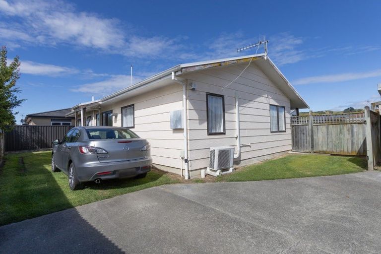 Photo of property in 15b Jeffares Place, Taradale, Napier, 4112