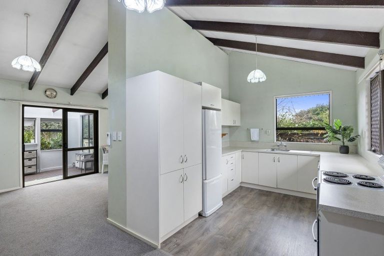 Photo of property in 6 Malabar Crescent, Broomfield, Christchurch, 8042