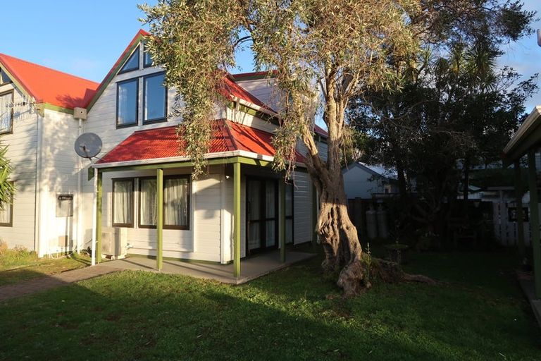 Photo of property in Princeton Gardens, 14/58 Cuba Street, Petone, Lower Hutt, 5012