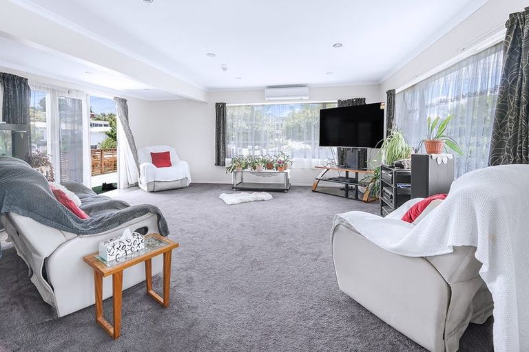 Photo of property in 10 Hamblyn Crescent, Nawton, Hamilton, 3200