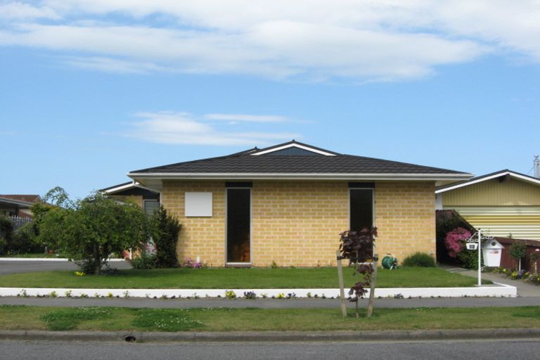 Photo of property in 22 Keldon Avenue, Rangiora, 7400