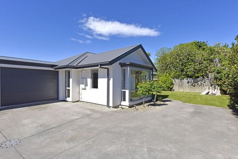 Photo of property in 6b Pinedale Lane, Linwood, Christchurch, 8062