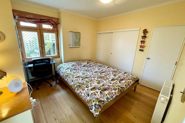 Photo of property in 57 View Road, Houghton Bay, Wellington, 6023