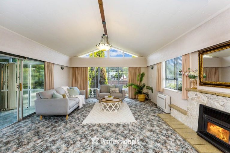 Photo of property in 57 Routley Crescent, Elderslea, Upper Hutt, 5018