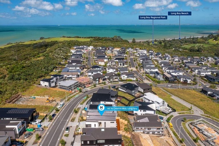 Photo of property in 160 Te Oneroa Way, Long Bay, Auckland, 0630