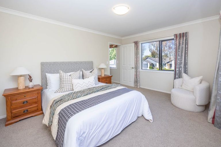 Photo of property in 72 Barrington Drive, Huntington, Hamilton, 3210