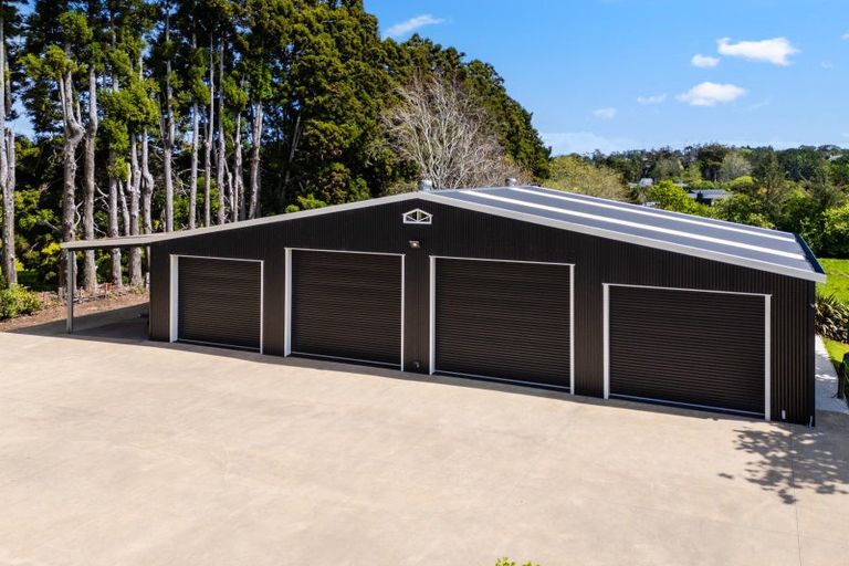 Photo of property in 121 Access Road, Kumeu, 0891
